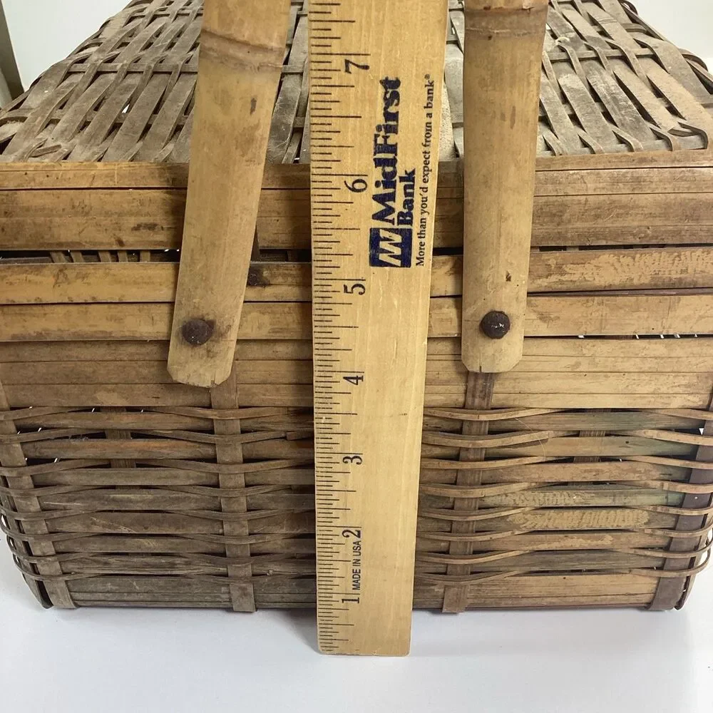Unbranded vintage wicker